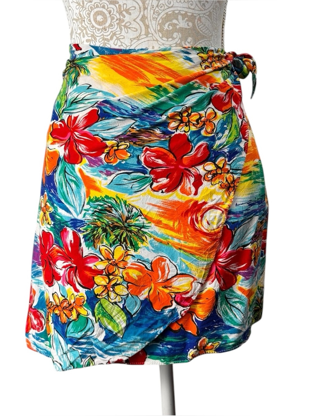 Hilo Hattie Hawaiian Sarong Wrap Skirt OS Tropical Floral Hibiscus Beach Resort